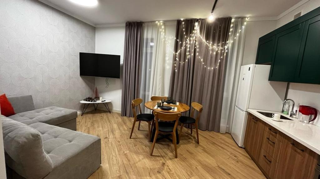 Apartment Shevchenco Lviv Exterior photo